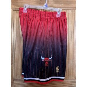 Mitchell & Ness Chicago Bulls 1995 Black/Red Fadeaway Swingman Shorts Size L